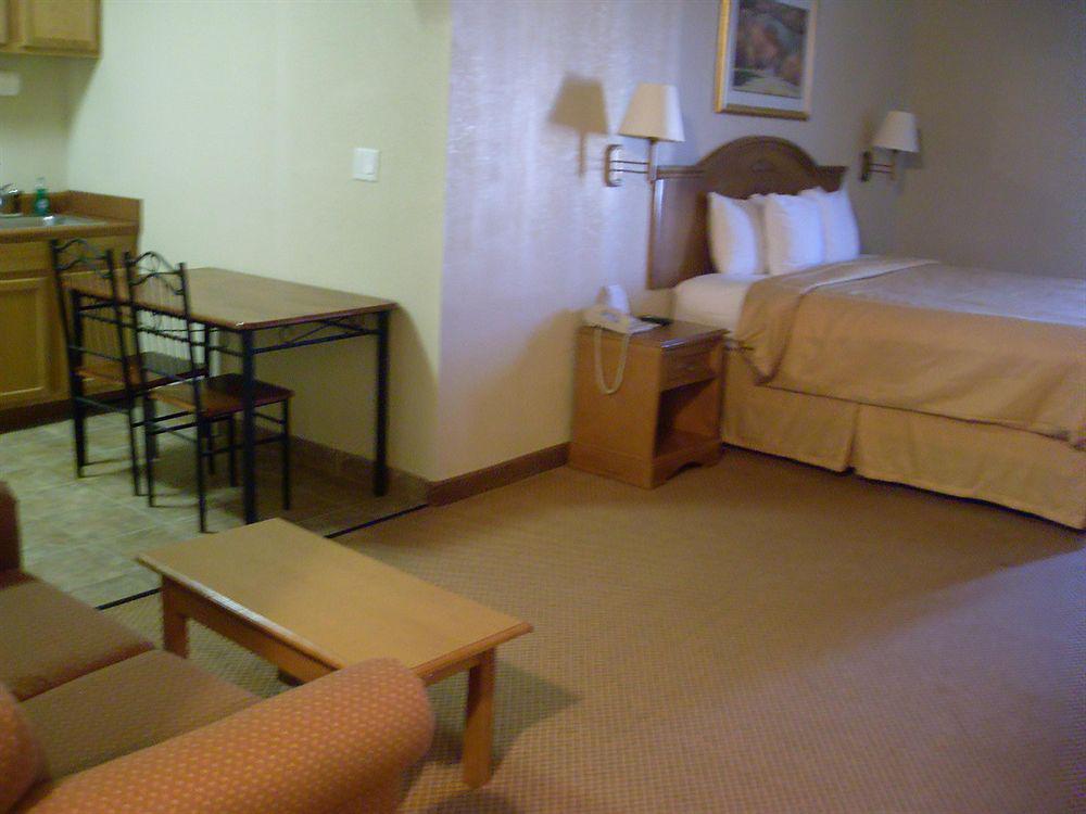 Comfort Suites Tyler South Δωμάτιο φωτογραφία